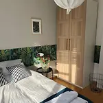 Pousa Luxury Centro 아파트 비고